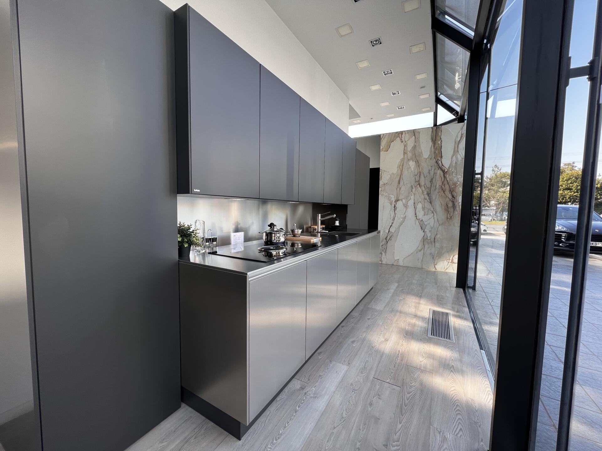 Εκθεσιακά έπιπλα κουζίνας &#8211; SieMatic PURE