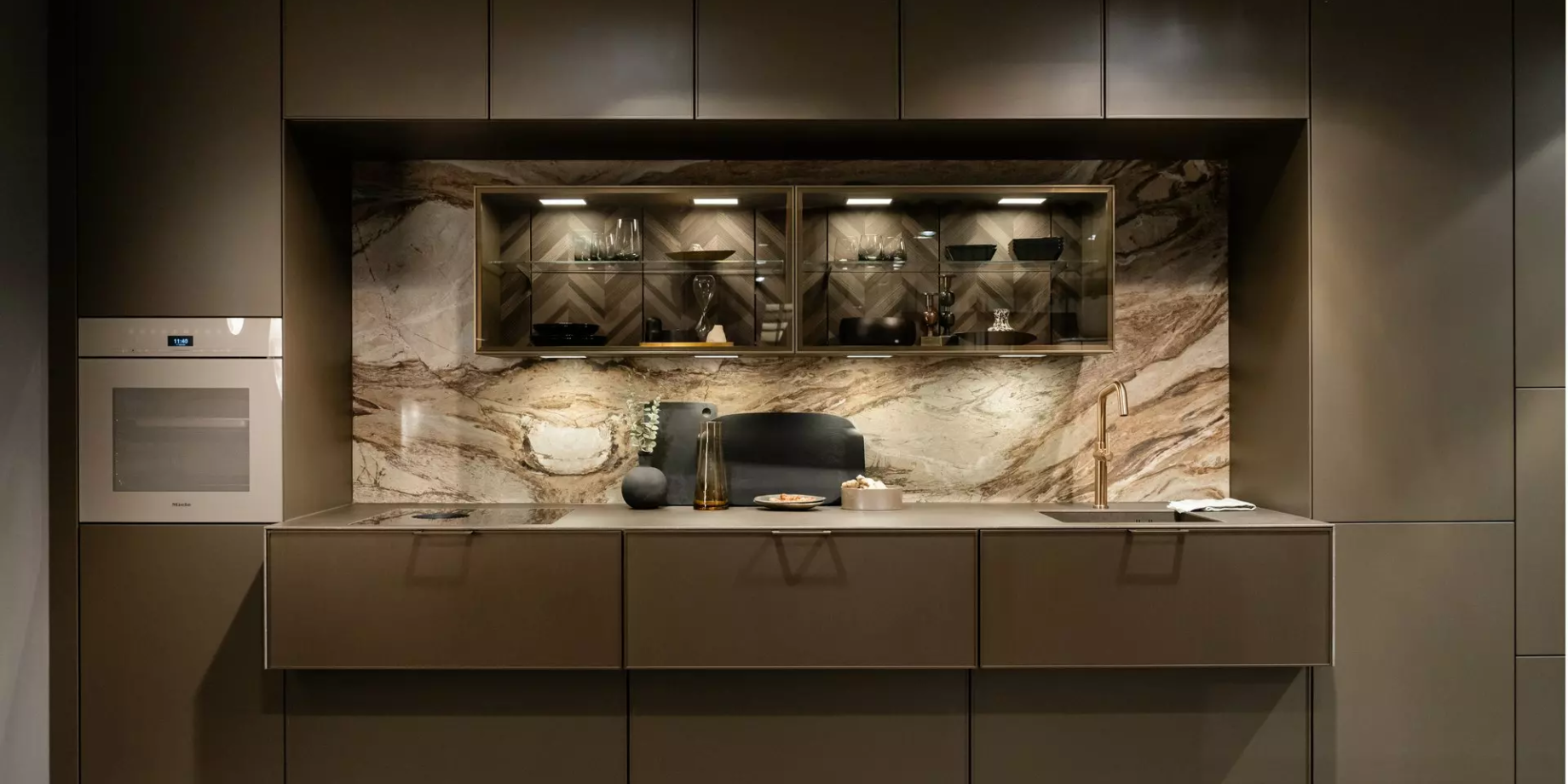 ΕΠΙΠΛΑ ΚΟΥΖΙΝΑΣ SieMatic PURE BRONZE