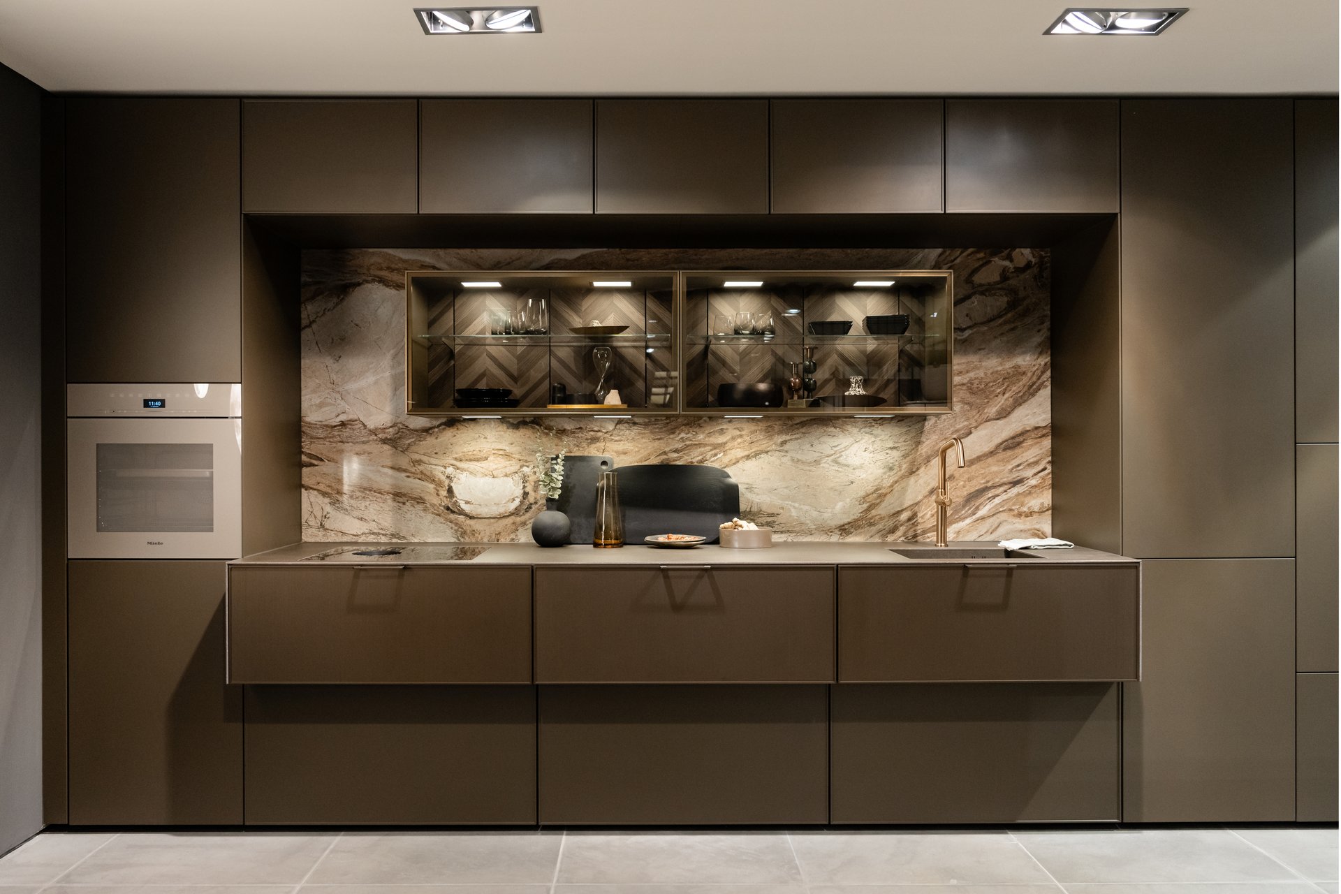 ΕΠΙΠΛΑ ΚΟΥΖΙΝΑΣ SieMatic PURE Bronze