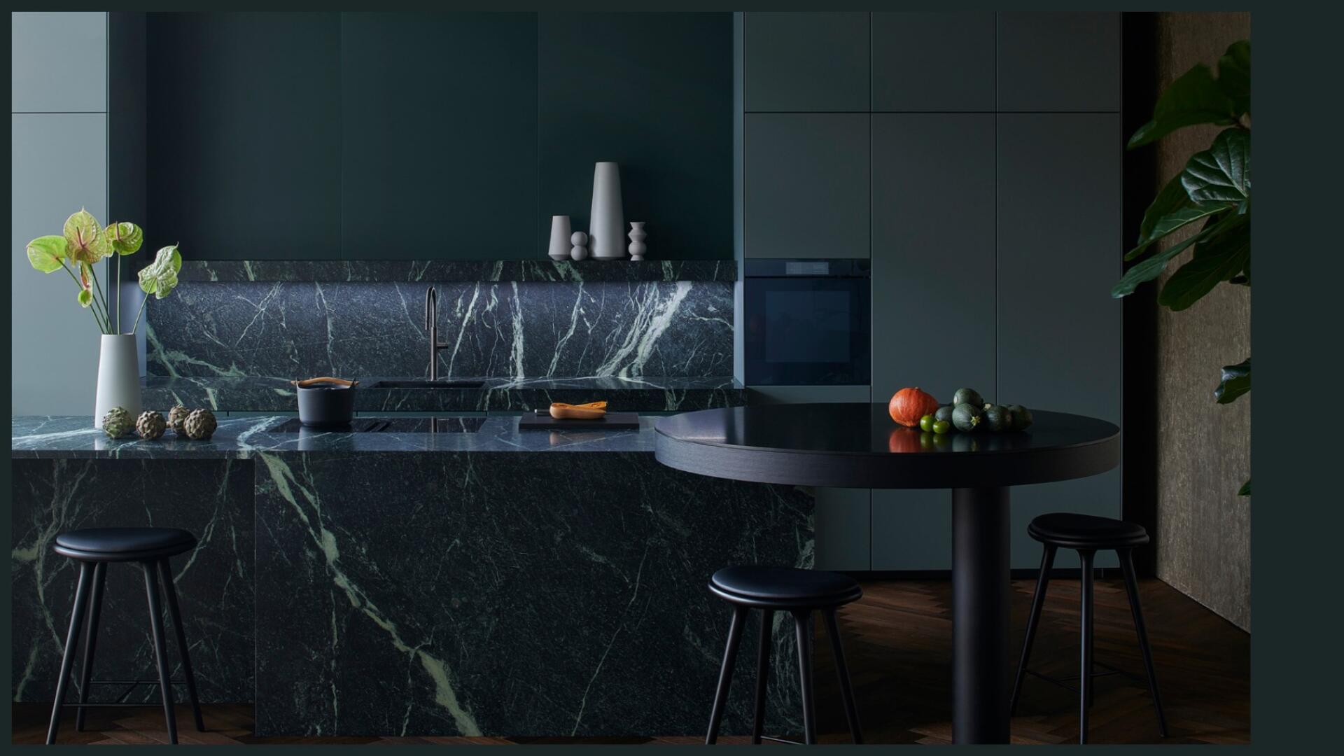 Handle-less έπιπλα κουζίνας: Minimal αισθητική, μέγιστη λειτουργικότητα