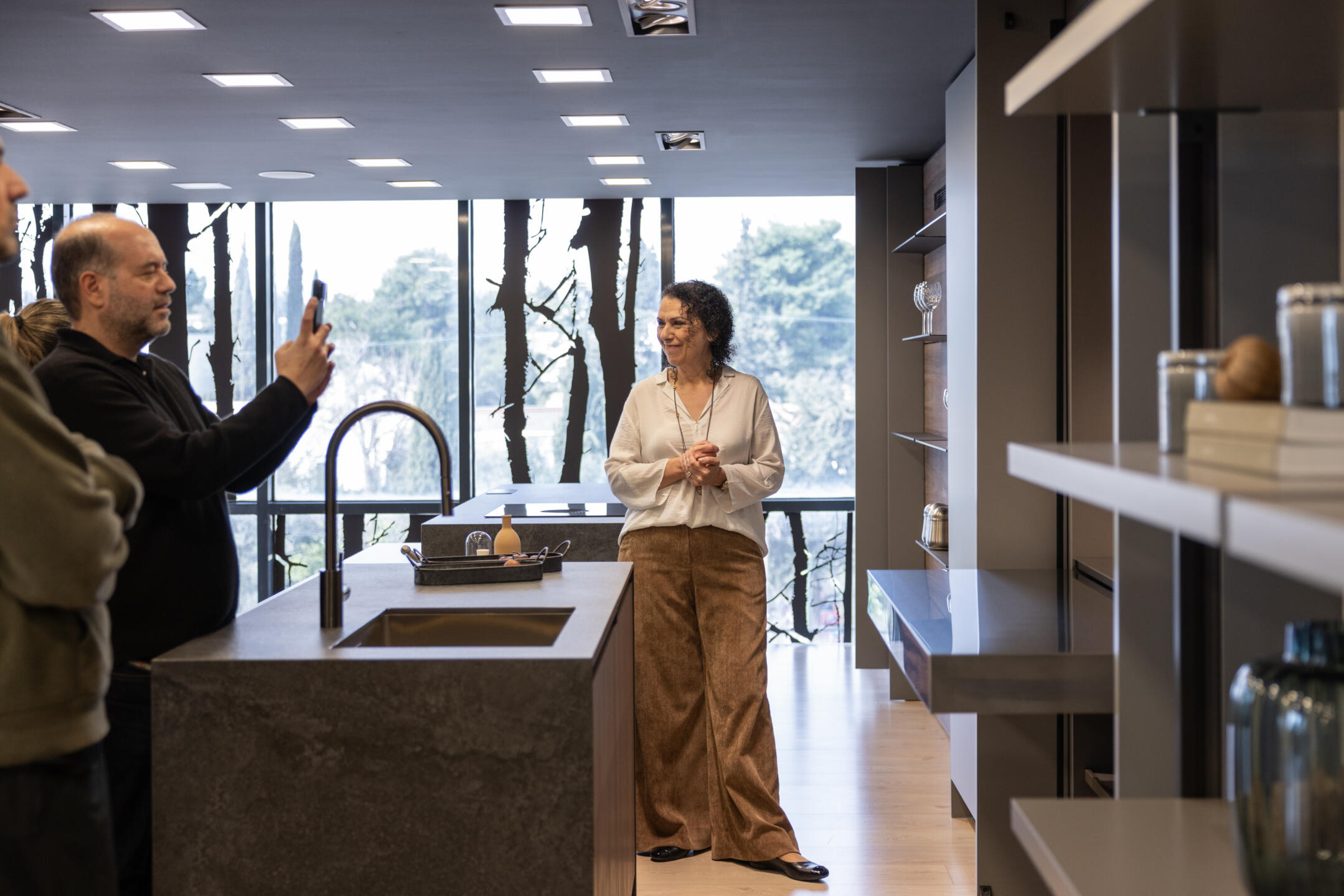 “Join our morning flow”: Μια πρωινή εμπειρία ευεξίας στο showroom της Biente