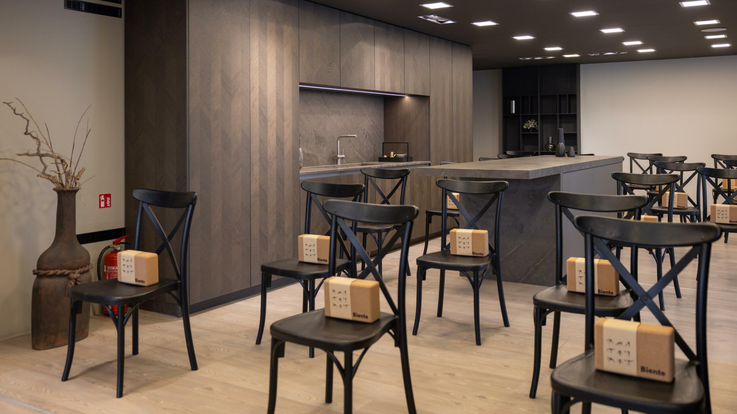 “Join our morning flow”: Μια πρωινή εμπειρία ευεξίας στο showroom της Biente