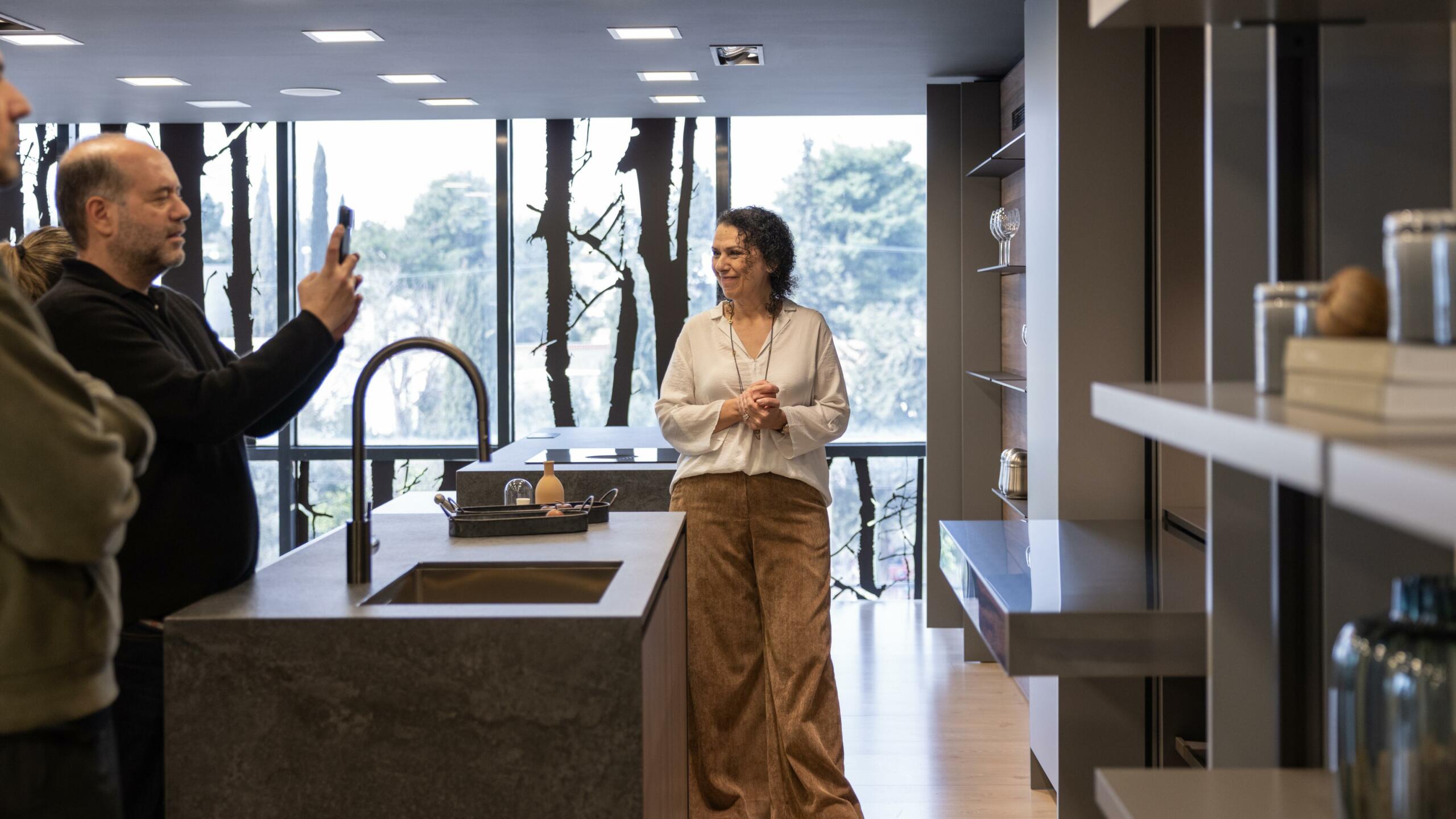 “Join our morning flow”: Μια πρωινή εμπειρία ευεξίας στο showroom της Biente