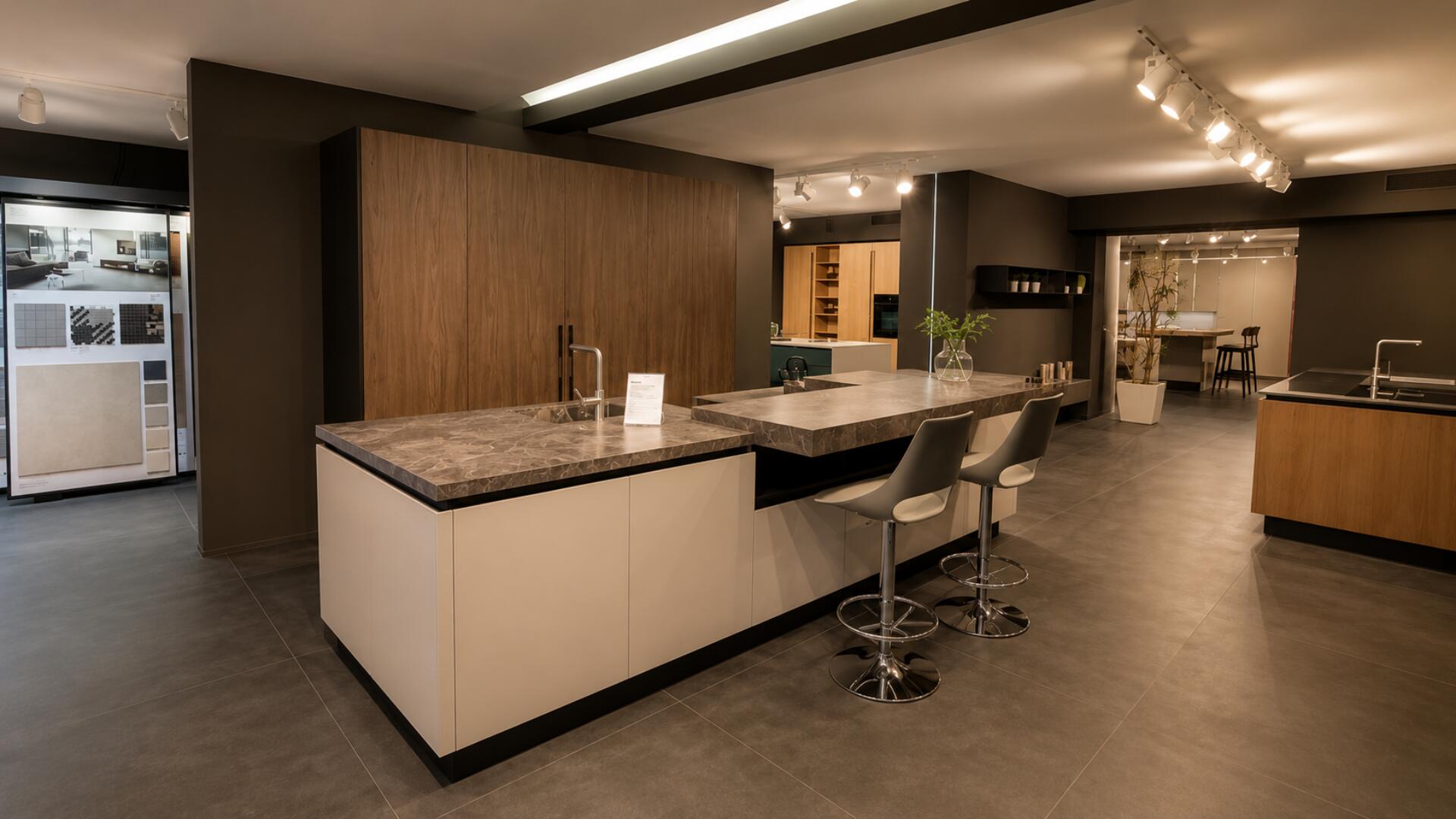 Εκθεσιακά έπιπλα κουζίνας POCKET DOOR BRUNO – Biente Italia