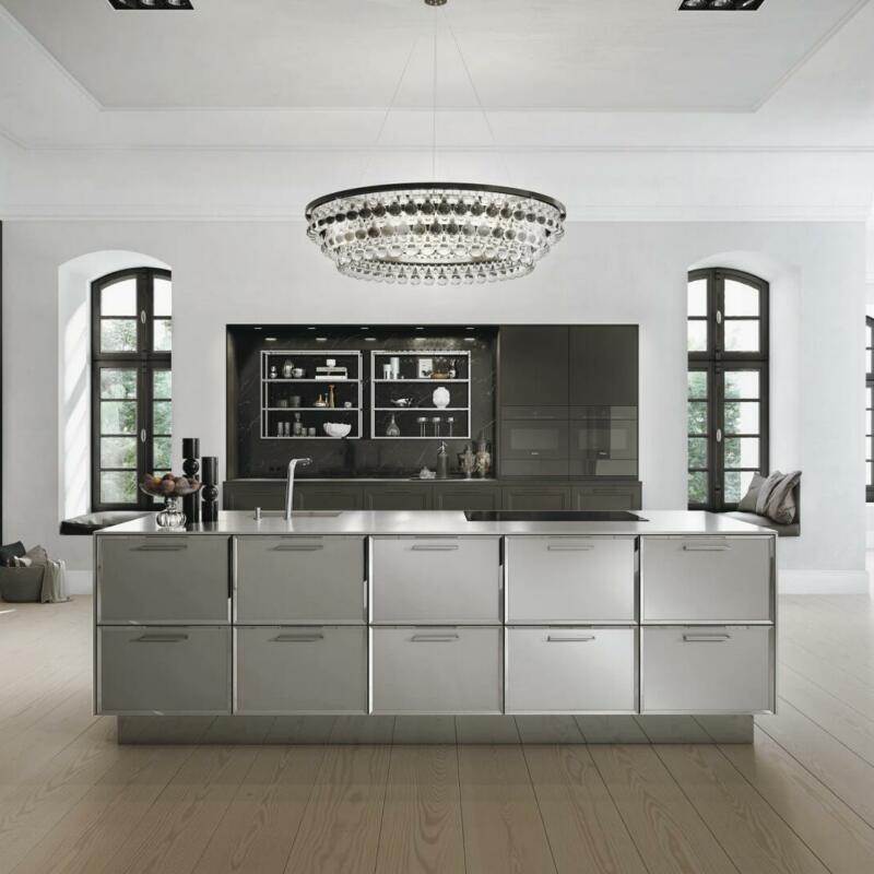 ΕΠΙΠΛΑ ΚΟΥΖΙΝΑΣ SieMatic CLASSIC Black & Steel